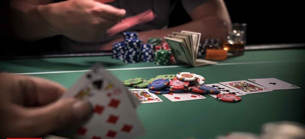 Áp dụng chiến thuật đánh poker online chậm mà chắc linh hoạt